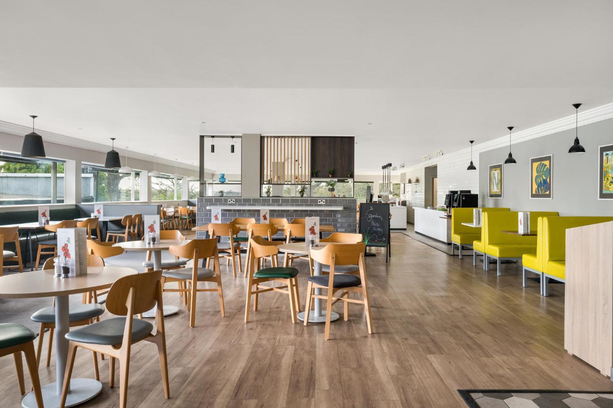 Holiday Inn Norwich, Ipswich Road By Ihg Exteriör bild